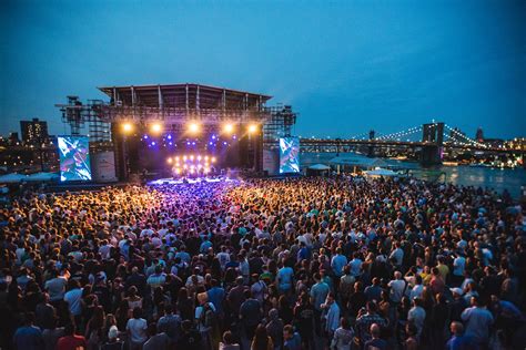 Latif'in İstanbul Konseri: Görenleri Şaşkına Çeviren Bir Performans!