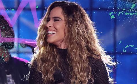  Wanessa Camargo Canlı Konserinde Şaşırtıcı Bir Duet! Brezilyalı Diva ve Türk Yıldızı Sahnede Buluştu!